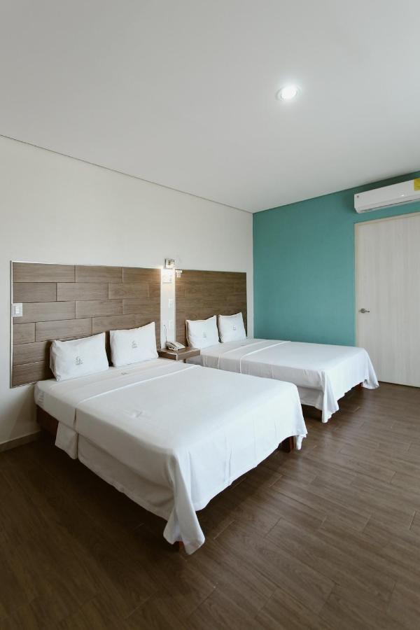 Hotel Guivá Aeropuerto Oaxaca Esterno foto